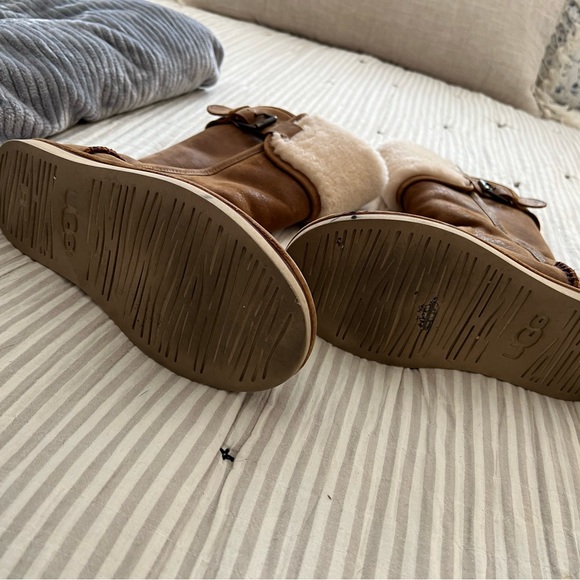 Ugg boots - Picture 2 of 6